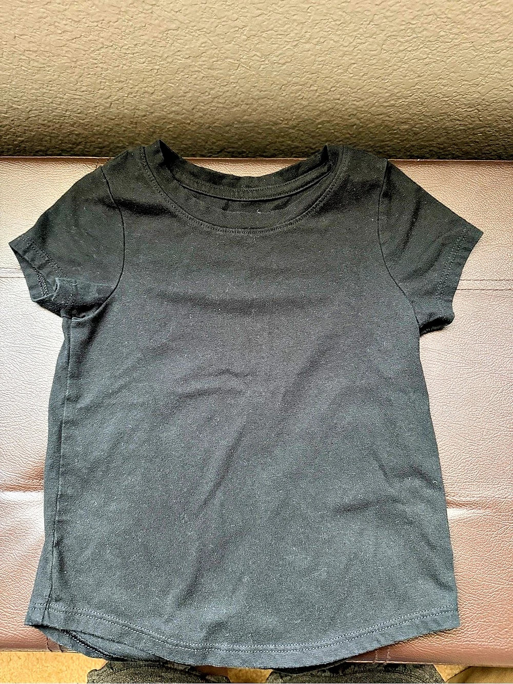 Cat & Jack Girls Basic Black Short Sleeve T-Shirt Size 2T